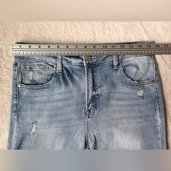 Risen Wide Leg Distressed Blue Cropped Jeans Women size 13 or 31 - Picture 7 of 12